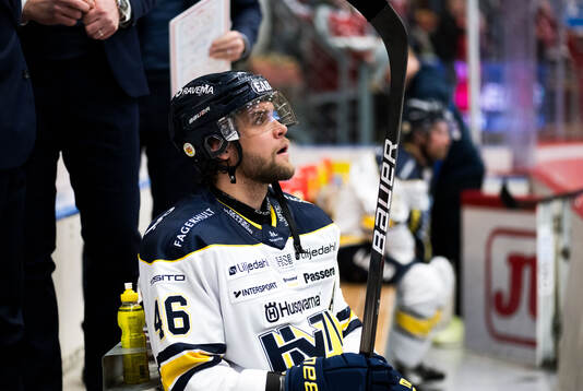 HV71s Joona Luoto deppar