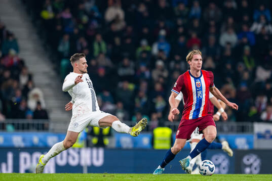 Timi Elsnik of Slovenia and Kristian Thorstvedt of Norway