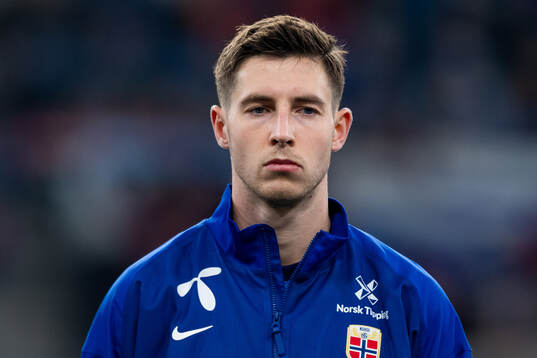 Lasse Berg Johnsen of Norway line up