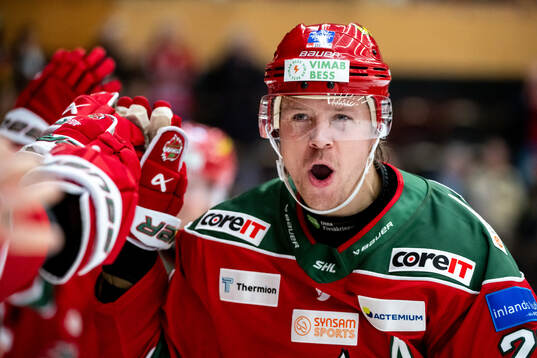Modos Mikkel Aagaard jublar