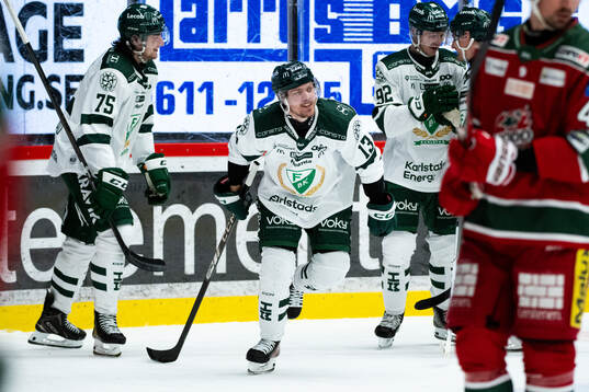 Färjestads Joel Kellman jublar
