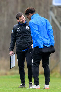 tränare Ferran Sibila och Samuel Kotto