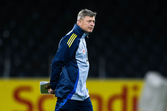 Head coach Jon Dahl Tomasson of the Swedish men's football