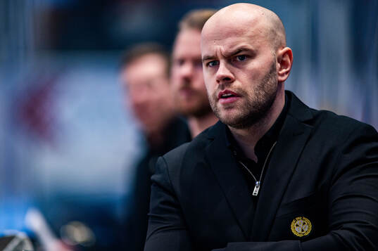 Brynäs tränare Filip Eriksson