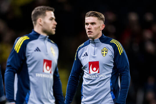Gabriel Gudmundsson and Viktor Gyökeres of Sweden