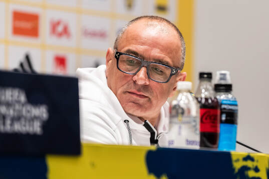 Head coach Francesco Calzona of Slovakia