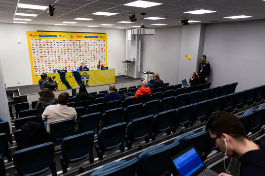 Head coach Jon Dahl Tomasson of Sweden