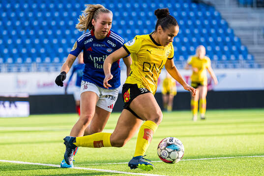 Ronja Foss Arnesen of Vålerenga and Emma Lindiwe Reshane