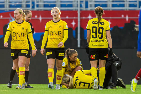 Oda Mathilde Johansen of LSK Kvinner in pain