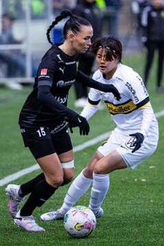 Umeås Frida Läteenmäki och AIKs Haruna Tabata