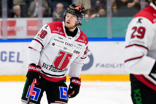 Örebros Linus Arnesson deppar