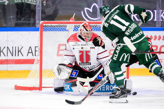 Örebros målvakt Jonas Arntzen och Färjestads Joakim