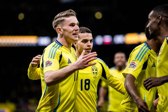 Viktor Gyökeres of Sweden celebrates scoring 1-0