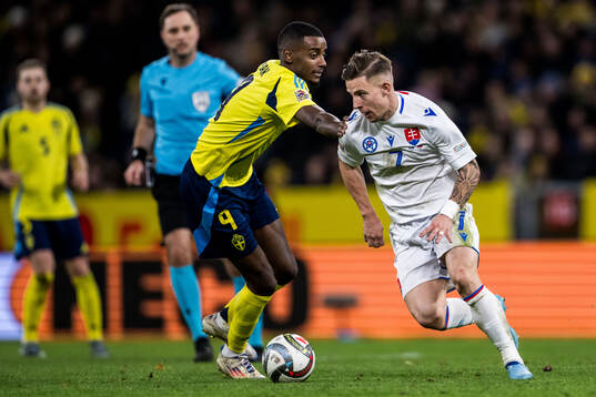 Alexander Isak of Sweden and Tomas Suslov of Slovakia
