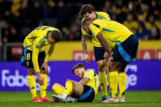 Anton Salétros of Sweden in pain