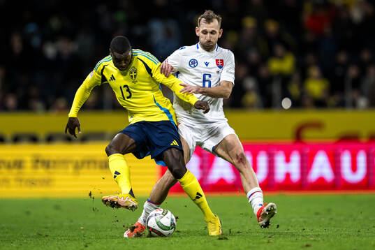 Ken Sema of Sweden and Norbert Gyömber of Slovakia