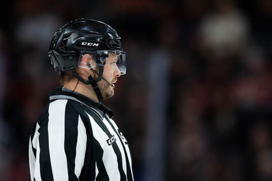 Linjedomare Mathias Naperotti
