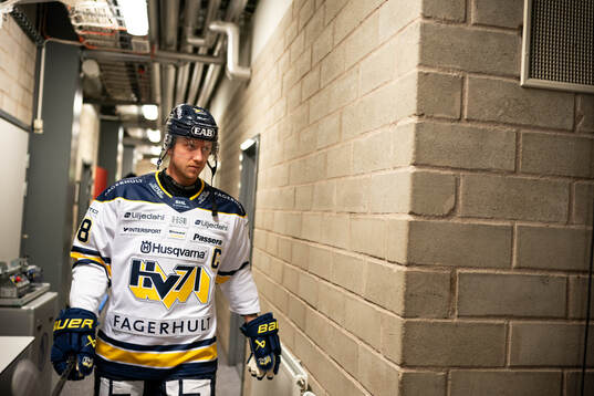 HV71s Olle Alsing