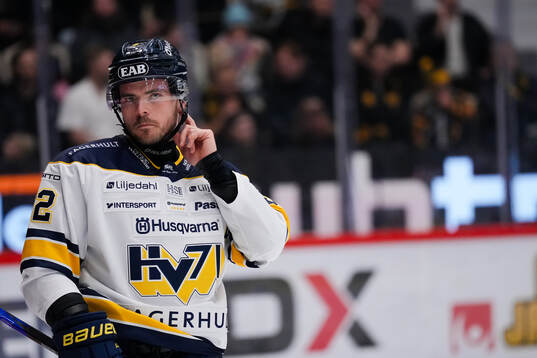 HV71s Oscar Engsund