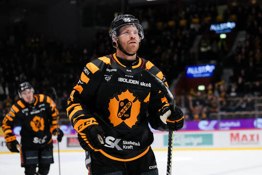 Skellefteås Oscar Lindberg jublar