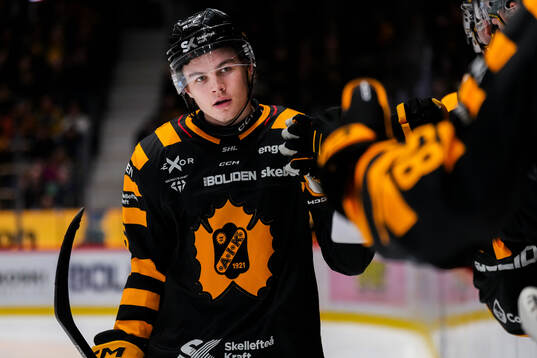 Skellefteås Axel Sandin Pellikka jublar
