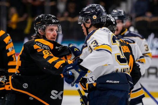 Skellefteås Jonathan Pudas och HV71s Måns Lindbäck