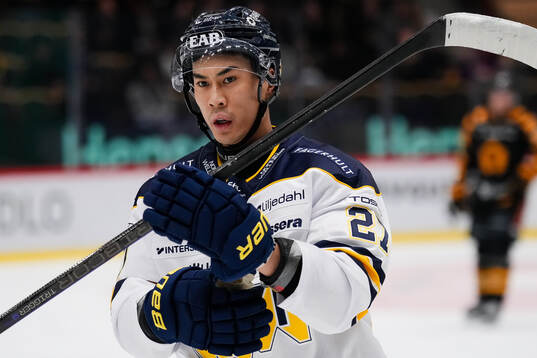 HV71s Jonathan Ang