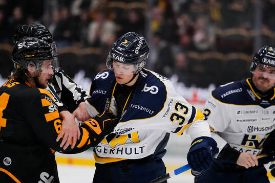 Skellefteås Jonathan Pudas och HV71s Måns Lindbäck