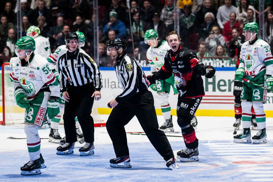 Rögles Filip Johansson och Malmö Redhawks William von
