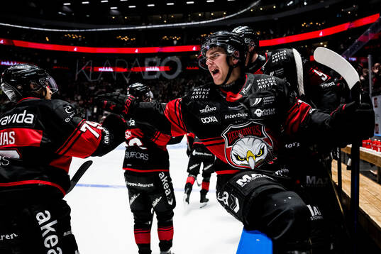 Malmö Redhawks Nikola Pasic jublar