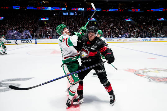 Rögles Linus Sjödin och Malmö Redhawks Axel Sundberg