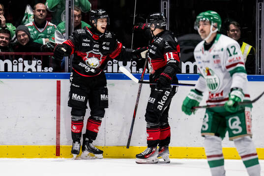 Malmö Redhawks Jakub Galvas jublar