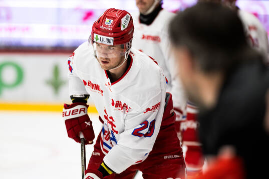 Timrås Filip Hållander