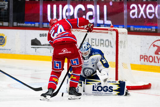 Timrås Jonathan Dahlén och Leksands målvakt Jakob