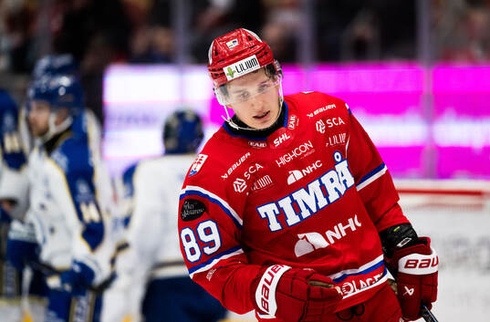 Timrås Oliver Kapanen och