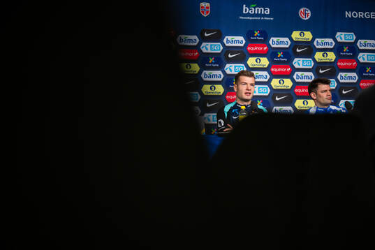 Alexander Sørloth and press officer Morten Morisbak