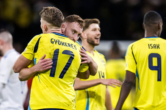Dejan Kulusevski and Viktor Gyökeres of Sweden