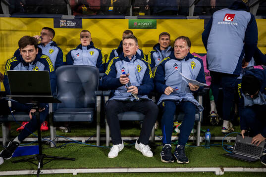 Head coach Jon Dahl Tomasson and Assistant coach Remy
