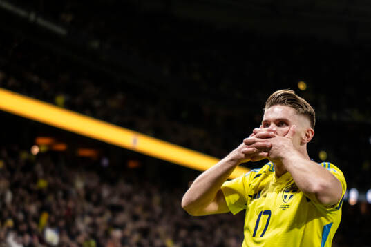 Viktor Gyökeres of Sweden celebrates scoring 1-0
