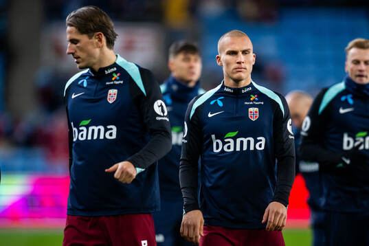 Sander Berge and Leo Østigård of Norway