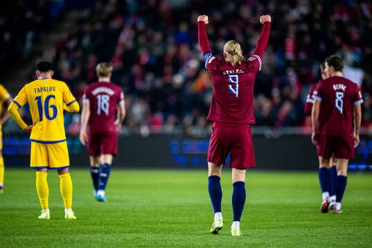 Erling Braut Haaland of Norway celebrates scoring 1-0