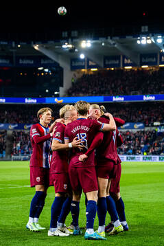 Players of Norway celebrate 1-0 by Erling Braut Haaland
