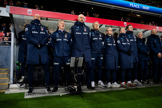 Head coach Ståle Solbakken of Norway