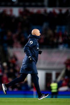 Head coach Ståle Solbakken of Norway celebrates