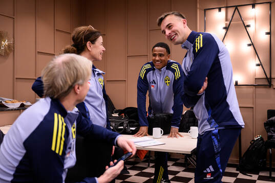 Media officer Petra Thorén, Niclas Eliasson and Henrik