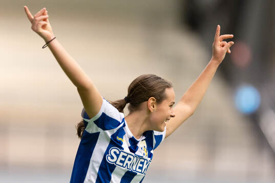 IFK Göteborgs Edith Adolfsson jublar