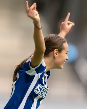 IFK Göteborgs Edith Adolfsson jublar