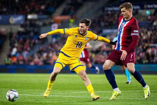Maxim Samorodov of Kazakhstan and Alexander Sørloth of