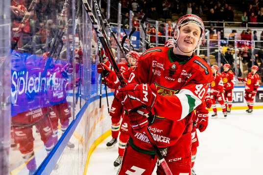 Moras Felix Johansson jublar