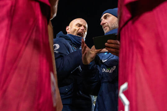 Head coach Ståle Solbakken and kit manager Sigurd Ertsås